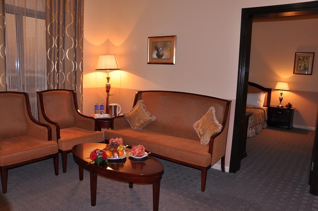 City Hotel ราสอัลไคมาห์ ภายนอก รูปภาพ