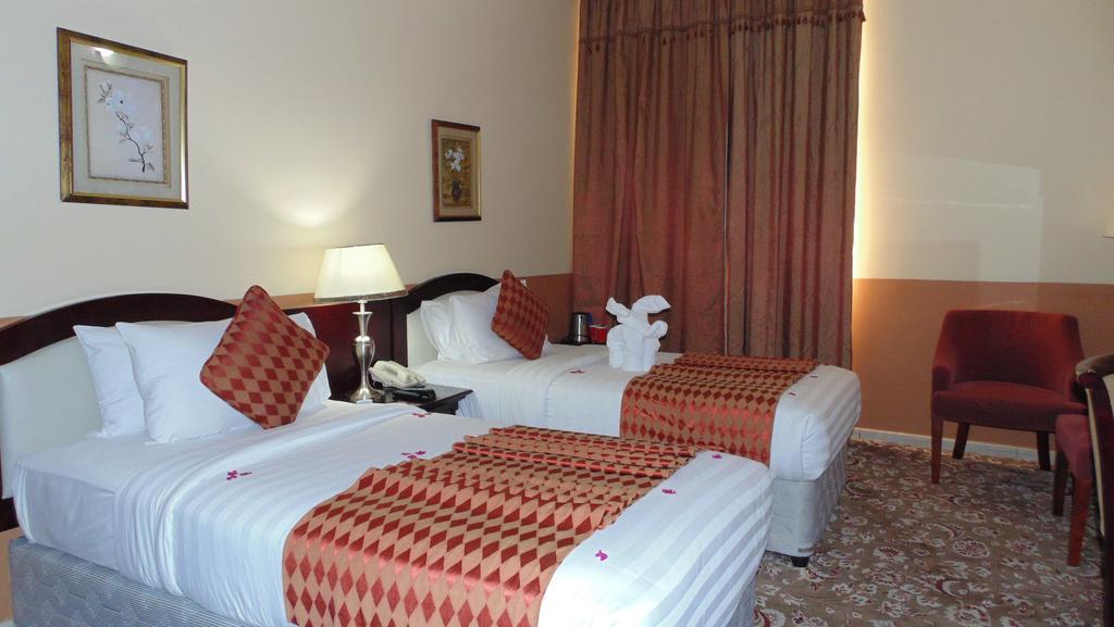 City Hotel ราสอัลไคมาห์ ภายนอก รูปภาพ